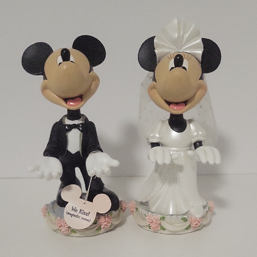 Disney Mickey&Minnie Bobble Head Figurine Wedding Set
